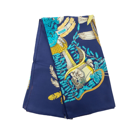 Hermes Accessories - Pre-Loved Hermes Chapeau! Silk Scarf 90